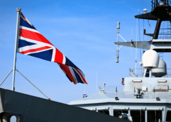 Russian Hunter-Killer Submarine Collides With British Warship In Atlantic