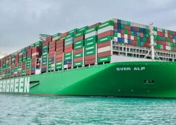 Photos: 24,000 TEU Giant ‘Ever Alp’ Transits Through Suez Canal On Its Maiden Voyage