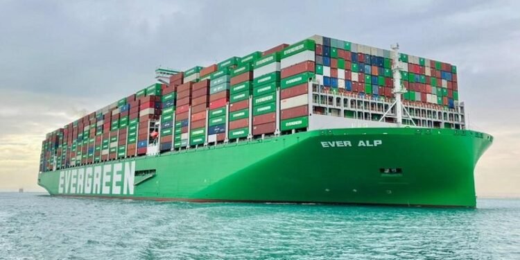 Photos: 24,000 TEU Giant ‘Ever Alp’ Transits Through Suez Canal On Its Maiden Voyage