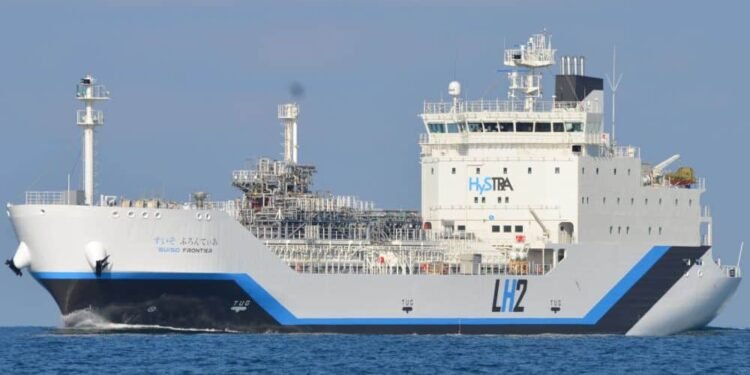 Photos: World’s First Liquefied Hydrogen Carrier Arrives In Australia