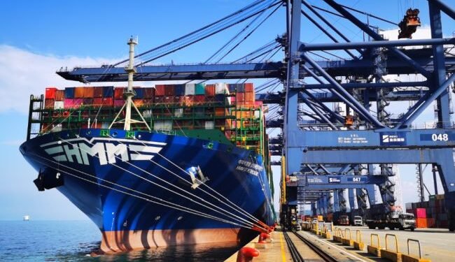 HMM Orders Twelve 13,000 TEU Container Ships For US$ 1.57 Billion