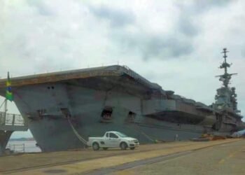 Sale Of Asbestos-Laden Aircraft Carrier ‘São Paulo’ Raises Environmental & & Health Concerns