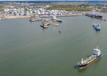 World’s First Energy Port To Offer Shoreside Power For Tankers From 2023 In Gothenburg