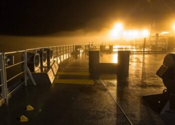 Iran's Navy Thwarts Pirate Attack on Iranian Tanker