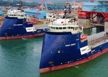 Two Topaz Energy vessels