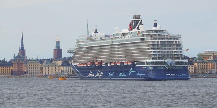 Stockholm Welcomes First Cruise Ship Of The Year