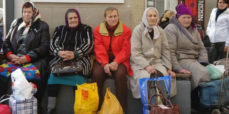 Industry Coordinates To Help Ukrainian Seafarers And Their Families Evacuating Odessa