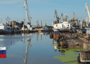 Vessel Traffic Near Russian Ports Reduces By 54%