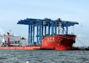 first port equipment arriving