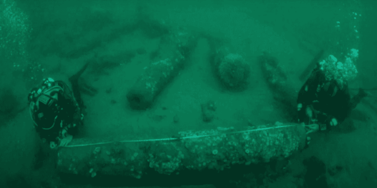 Watch: 340-Year-Old Sunken Warship That Can Change Maritime History Finally Revealed Watch: 340-Year-Old Sunken Warship That Can Change Maritime History Finally Revealed