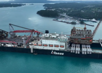 PHOTO: Pioneering Spirit Brings Decommissioned Valhall Facilities to Stord for Recycling