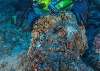 Archaeologists Find More Treasures From the Antikythera Wreck