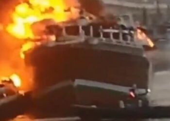 Video: Cargo Ship Transporting Cars from Dubai Catches Fire