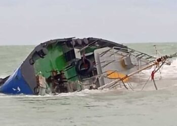 XELO ship sinks off tunisia