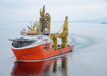 AMSC to Buy Normand Maximus OSCV for $157M. Agrees Charter with Solstad Offshore