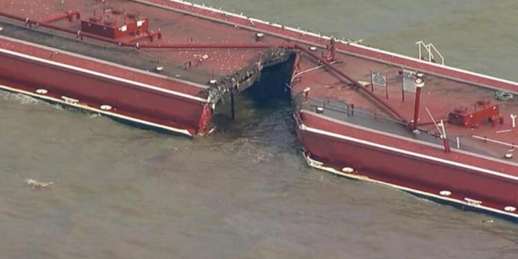 Major Gas Product Spill on Houston Ship Channel After Tanker and Barges Collide