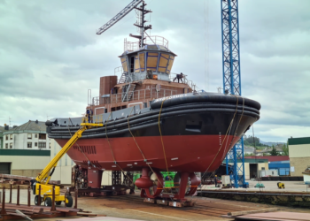Hydrotug: World's First Hydrogen-powered Tug Launched