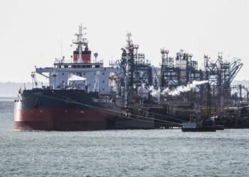 UK Orders Its Ports to Block All Russian-linked Ships