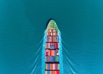 GTT Designs Fuel Tanks for Six New LNG-fueled Containerships