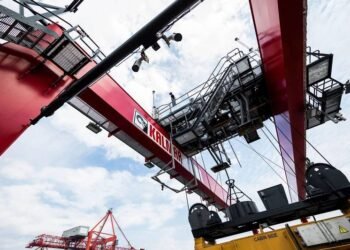 Cargotec, Konecranes Win EU Antitrust Approval for $5 Billion Merger