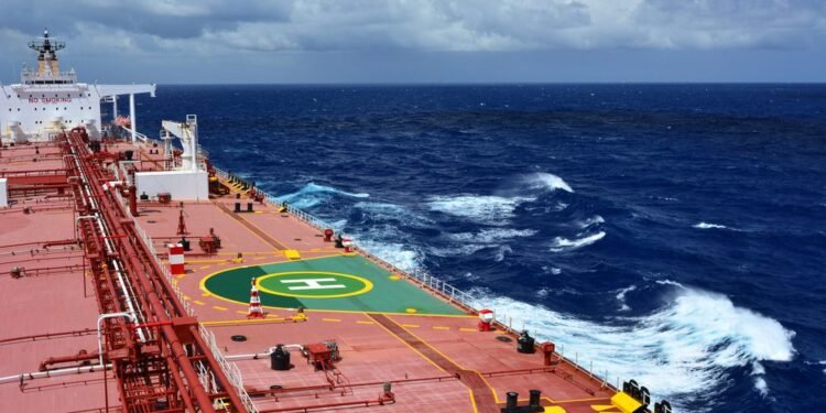 London Marine Insurers Widen Middle East Threat Zone tanker deck
