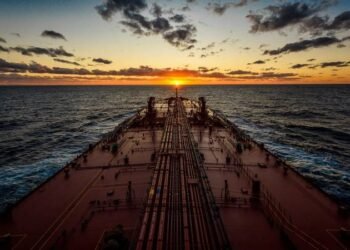 Biden Bans Russia Oil Imports to the US