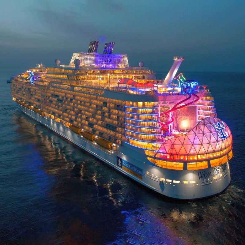 World's Largest Cruise Ship ‘Wonder Of The Seas’ Arrives For European ...