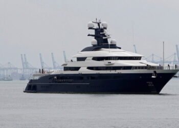 superyacht Equanimity