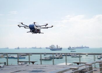 shore-to-ship drone delivery
