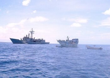 eu navfor detains pirates
