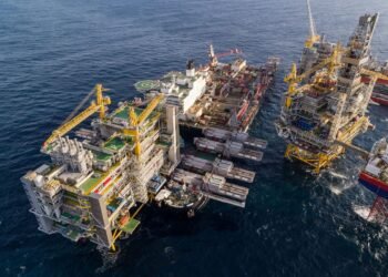 Pioneering Spirit world record