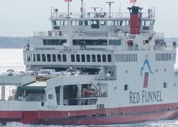MAIB: Poor Watchkeeping Led to Collision Between Ro-Ro and Cruiser in the Solent