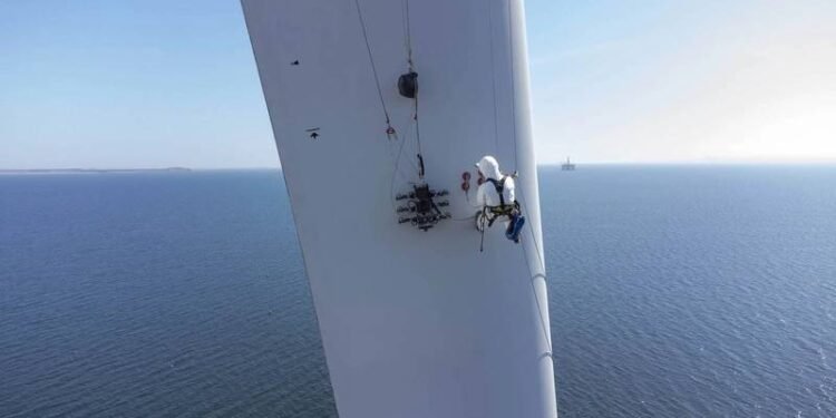 In Offshore Energy, the Winds of Robotic Change are Blowing