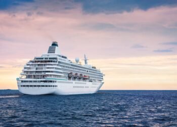cruise ship
