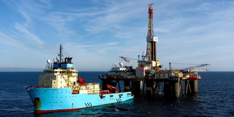 maersk supply service vessel