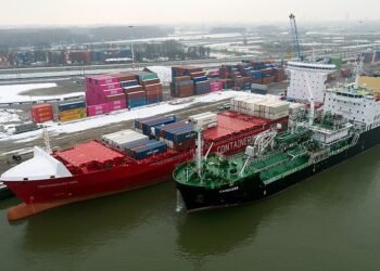containerships nord first LNG bunkering