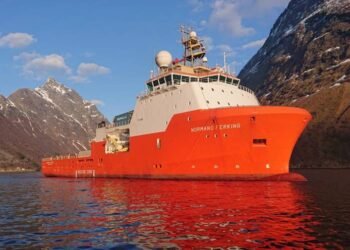 Solstad Offshore Wins AHTS Deals with Equinor, Enauta