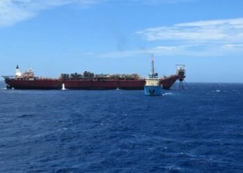 Shell Hires Maersk Supply Service to Fix FPSO Mooring Lines in Brazil