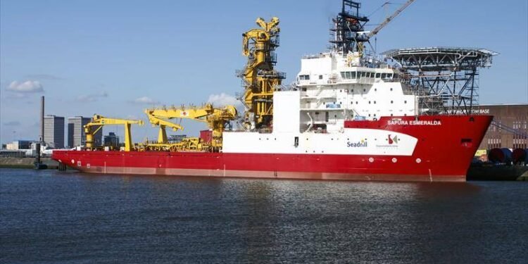 Petrobras Awards $130M Charter Extension for Sapura Esmeralda PLSV