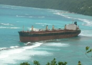 solomon trader aground