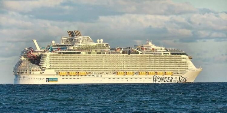 Royal Caribbean's Loss Narrows Royal Caribbean's Loss Narrows