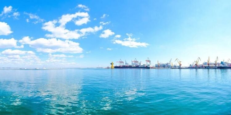 Russian Missiles Hit Ukraine Port