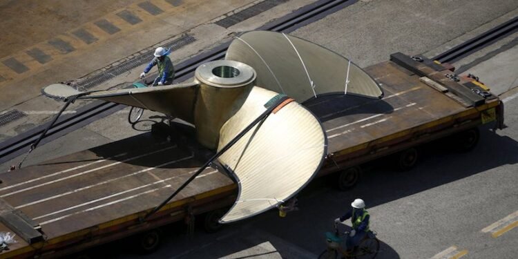 hyundai heavy industries shipbuilding