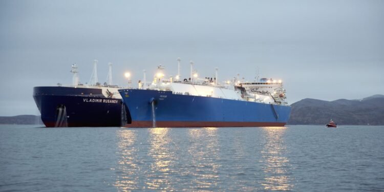 yamal lng sts transfer