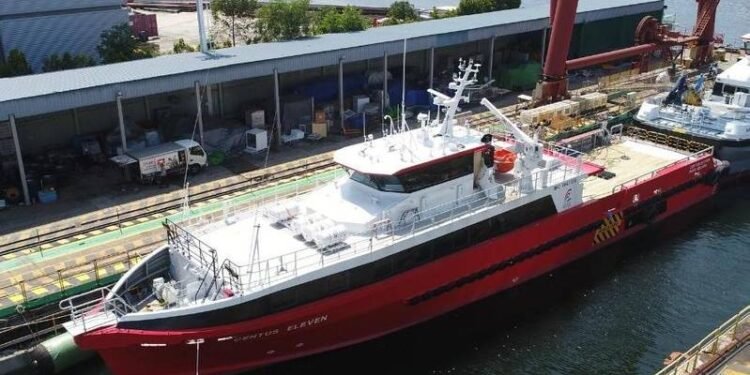 Strategic Marine Delivers Fast Crew Boat to Centus Marine Strategic Marine Delivers Fast Crew Boat to Centus Marine