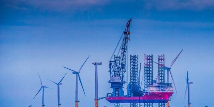 New Crewing Mandate Could Be a 'Gut Punch' to U.S. Offshore Wind Projects