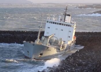 ship aground in iceland