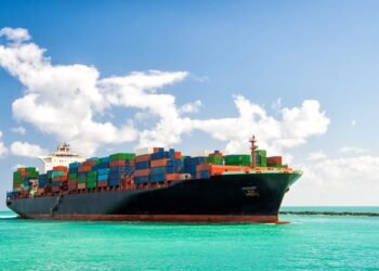 containership sailing