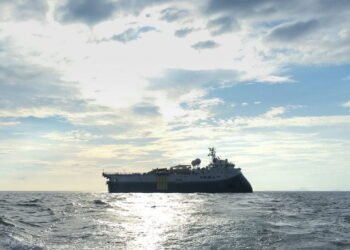 seismic survey vessel