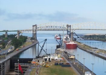 Trump Signs Bill Authorizing Construction of Second Poe-Sized Lock in Great Lakes